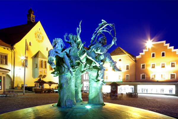 Marktplatz der Kreisstadt Cham - Hotel am Regenbogen